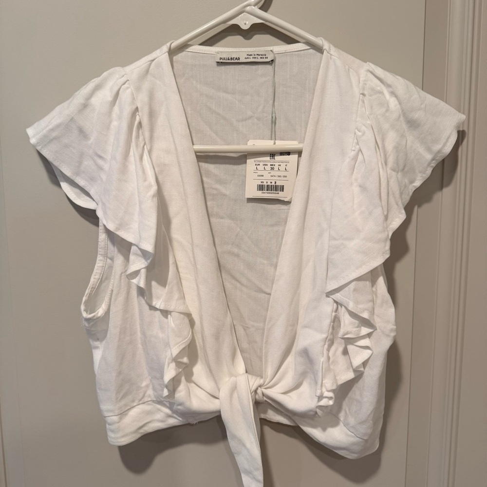 Pull&Bear White Ruffle Tie-Front Camisole Top